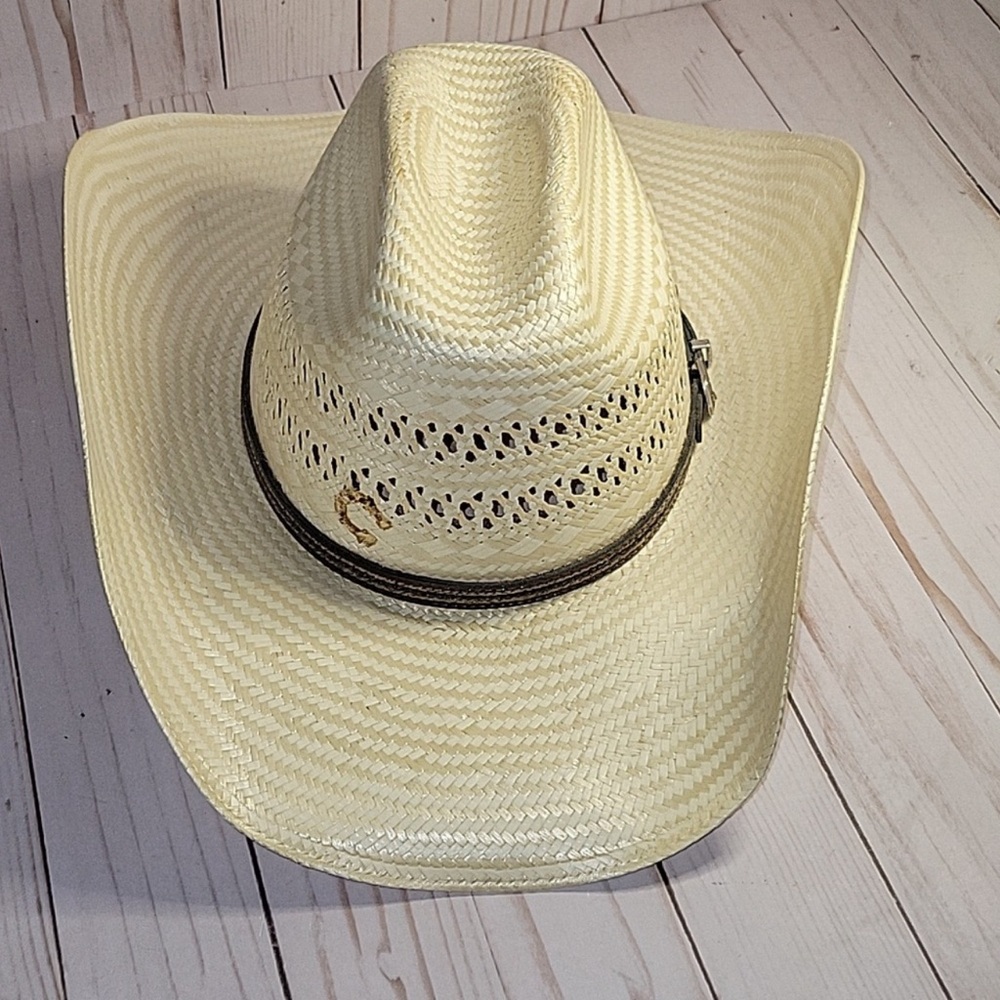 Charlie one hat. Size 7 1/8. Straw.